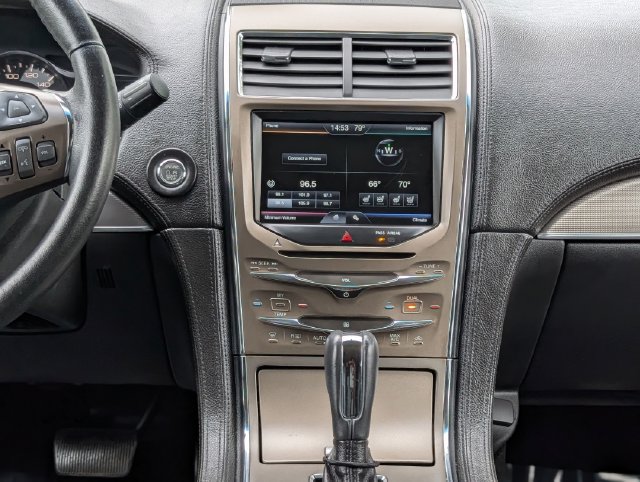Used 2015 Lincoln MKX FWD image 15