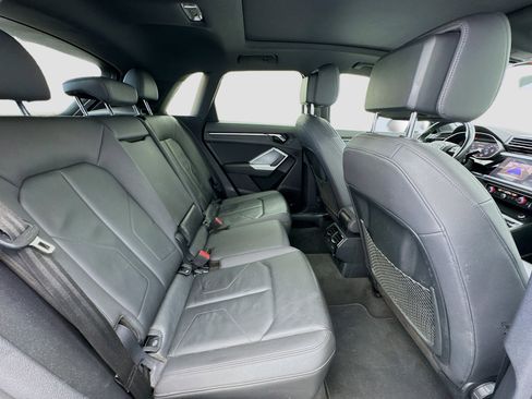 Used 2020 Audi Q3 2.0T Premium image 19