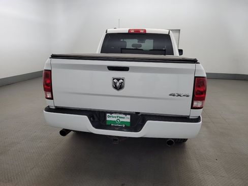 Used 2019 RAM 1500 Express w/ Express Value Package AWD/4WD image 7