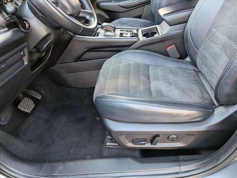 Used 2024 Mitsubishi Outlander SE image 14