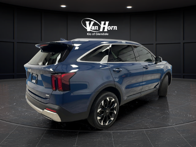 Used 2025 Kia Sorento EX w/ Panoramic Sunroof Package AWD/4WD image 7
