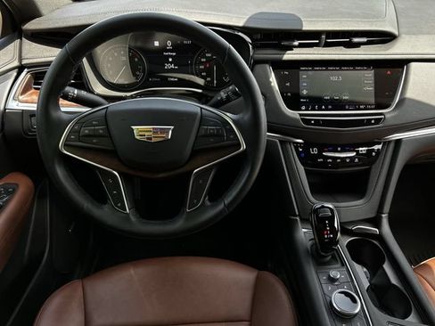 Used 2025 Cadillac XT5 Premium Luxury w/ Technology Package FWD image 13