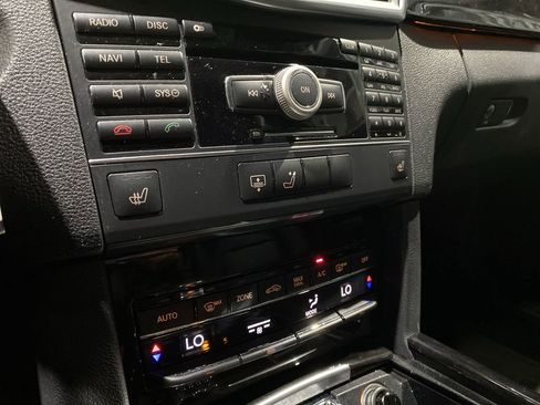 Used 2010 Mercedes-Benz E 350 Sedan image 9