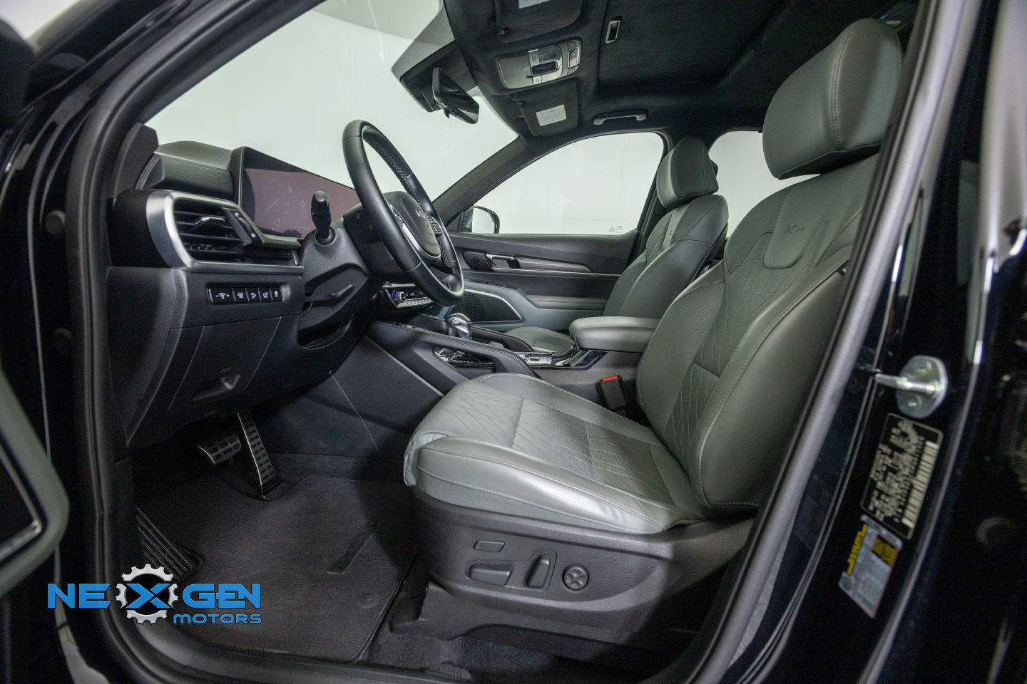 Used 2024 Kia Telluride SX Prestige X-Pro AWD/4WD image 12