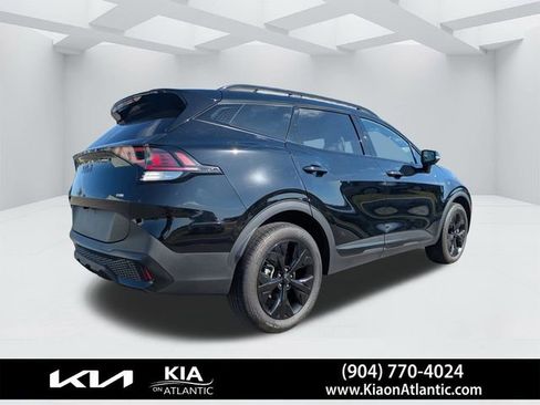 Used 2025 Kia Sportage X-Line w/ Premium Package AWD/4WD image 3