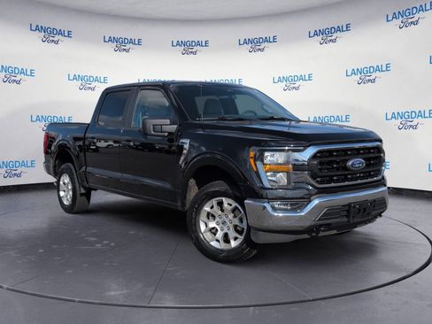 Used 2023 Ford F150 XLT image 2