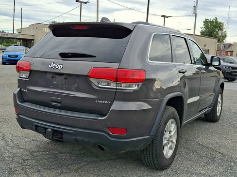 Used 2016 Jeep Grand Cherokee Laredo w/ Quick Order Package 23E AWD/4WD image 6
