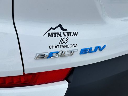 Used 2023 Chevrolet Bolt EUV LT FWD image 15