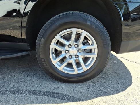 Used 2023 Chevrolet Tahoe LS image 9