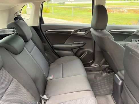 Used 2018 Honda Fit LX image 29