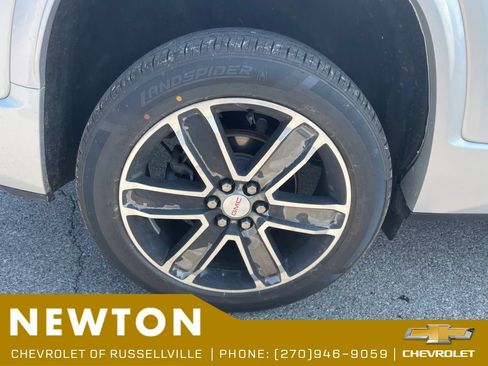 Used 2019 GMC Acadia Denali FWD image 19