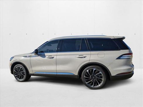 New 2025 Lincoln Aviator Reserve w/ Illumination Package image 5