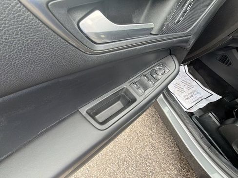 Used 2022 Ford Edge SE AWD/4WD image 13