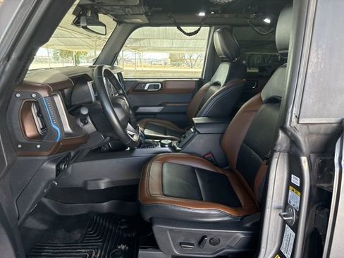Used 2023 Ford Bronco Outer Banks image 13