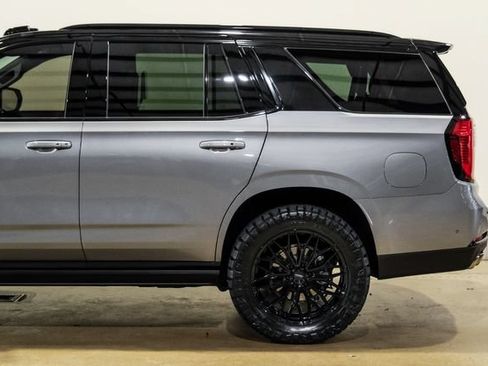 Used 2026 GMC Yukon AT4 w/ AT4 Premium Plus Package AWD/4WD image 43
