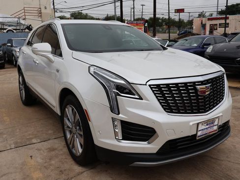Used 2024 Cadillac XT5 Premium Luxury w/ Technology Package FWD image 1