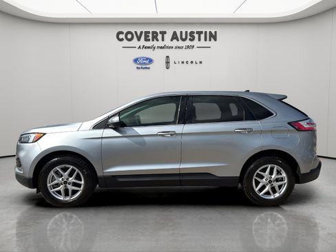 Certified 2023 Ford Edge SEL w/ Convenience Package AWD/4WD image 2