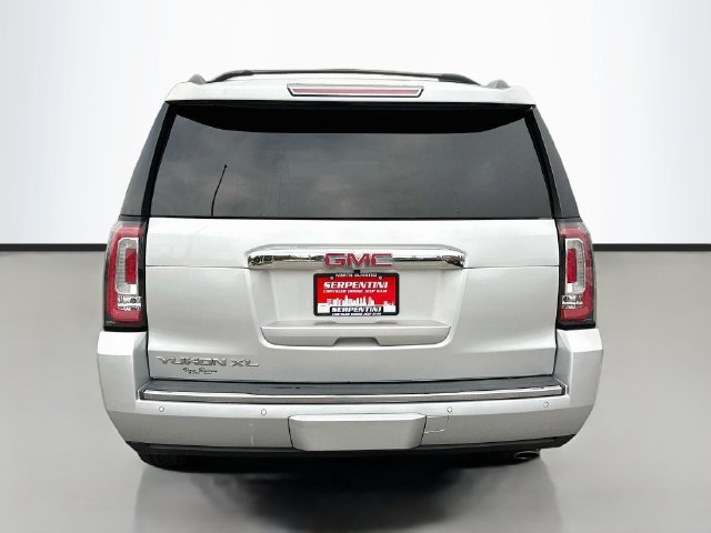 Used 2019 GMC Yukon XL Denali w/ Denali Ultimate Package AWD/4WD image 6
