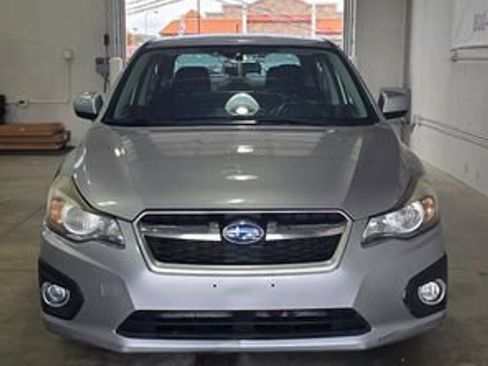 Used 2012 Subaru Impreza 2.0i Premium image 8