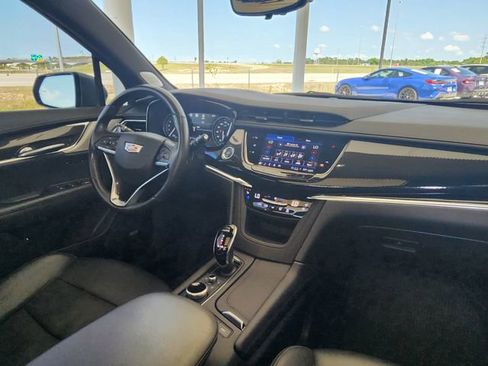 Used 2021 Cadillac XT6 Sport w/ LPO, ONYX Package AWD/4WD image 31