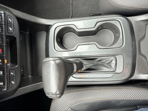 Used 2021 GMC Canyon AT4 w/ Driver Alert Package AWD/4WD image 19