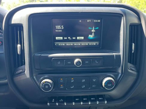 Used 2018 GMC Sierra 1500 2WD Double Cab image 16