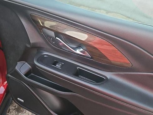 Used 2019 GMC Terrain Denali w/ Advanced Safety Package image 15