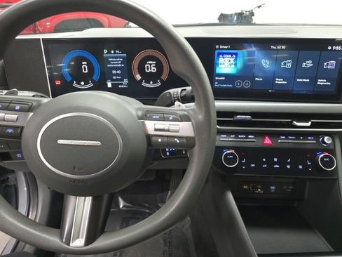 Used 2024 Hyundai Sonata SEL FWD image 15