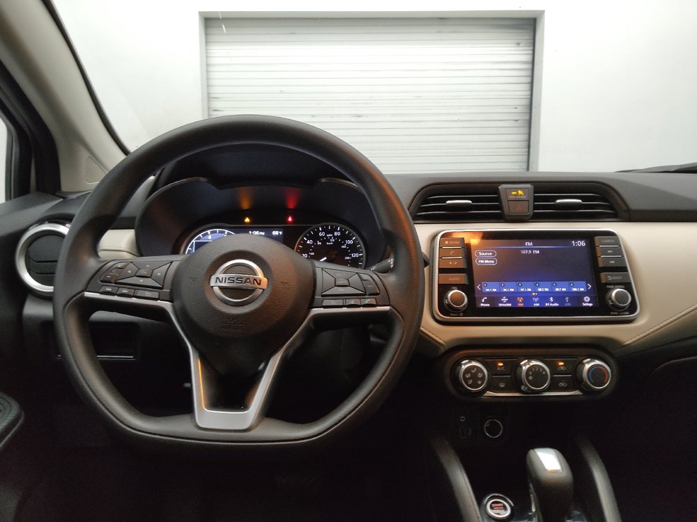 Used 2021 Nissan Versa SV FWD image 22