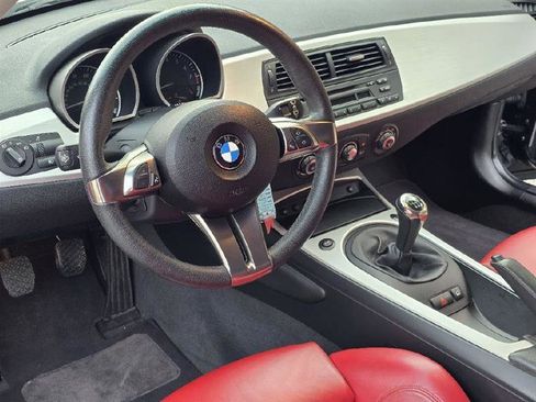 Used 2007 BMW Z4 3.0si image 26