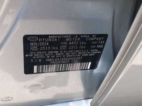 Used 2025 Hyundai Sonata SEL FWD image 32