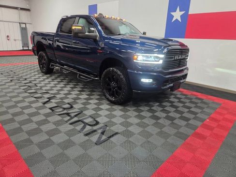 Used 2024 RAM 2500 Laramie w/ Night Edition AWD/4WD image 17