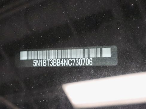 Certified 2022 Nissan Rogue SV image 32