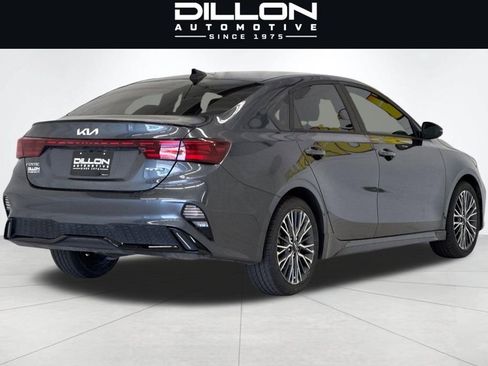 Used 2024 Kia Forte GT-Line w/ GT-Line Premium Package FWD image 4