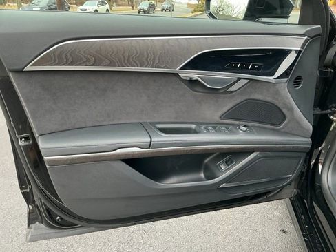 Used 2022 Audi A8 L 3.0T image 28