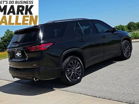 Used 2023 Chevrolet Traverse RS AWD/4WD image 8