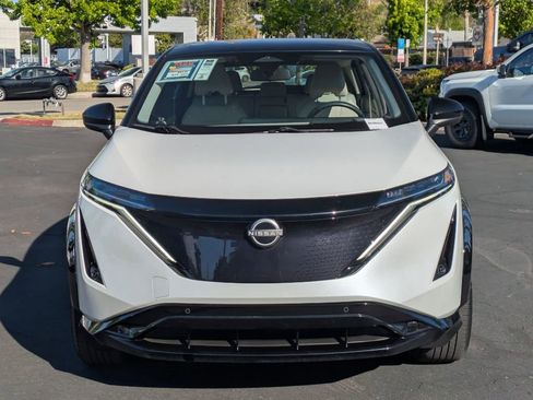 Used 2023 Nissan Ariya FWD image 4