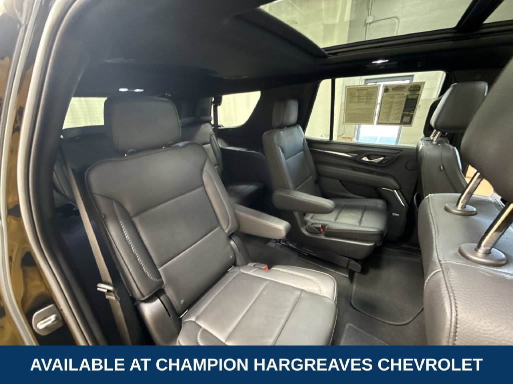 Used 2022 GMC Yukon Denali w/ Denali Premium Package AWD/4WD image 35