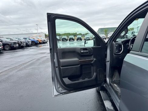 Used 2022 Chevrolet Silverado 1500 RST image 12