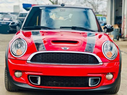 Used 2013 MINI Cooper S image 3