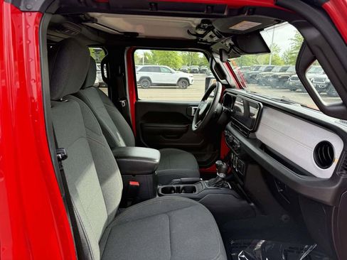 Certified 2024 Jeep Wrangler Unlimited Sport AWD/4WD image 16