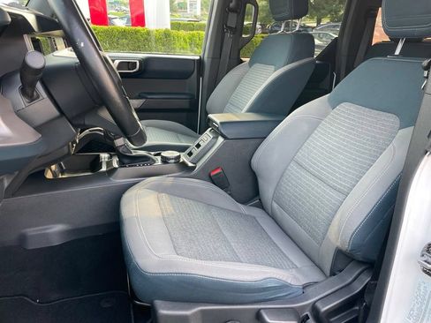 Used 2022 Ford Bronco Outer Banks AWD/4WD image 6