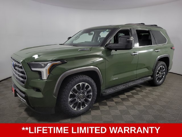 Used 2023 Toyota Sequoia Limited w/ Tow Technology Package AWD/4WD image 3