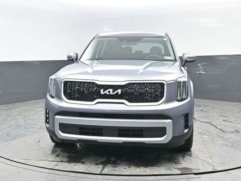 Used 2024 Kia Telluride LX image 31