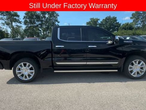 Used 2025 Chevrolet Silverado 1500 High Country AWD/4WD image 9