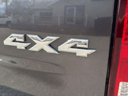 Used 2019 RAM 1500 Big Horn image 22