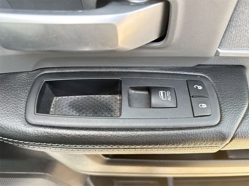 Used 2019 RAM 2500 Big Horn image 32