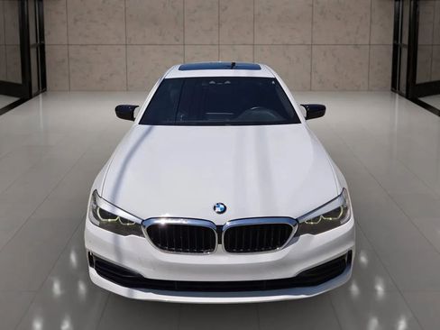 Used 2019 BMW 530i w/ Convenience Package RWD image 4