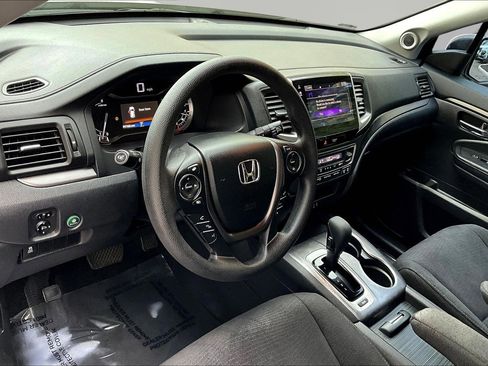 Used 2018 Honda Pilot EX image 17