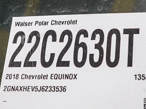 Used 2018 Chevrolet Equinox LS FWD image 28